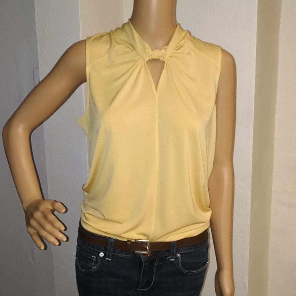 NWOT Massimo Sleeveless Blouse